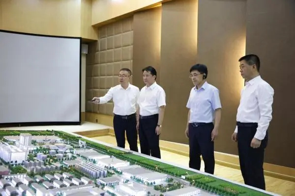 8b82b9014a90f60315b26f715aafc517b151edd4