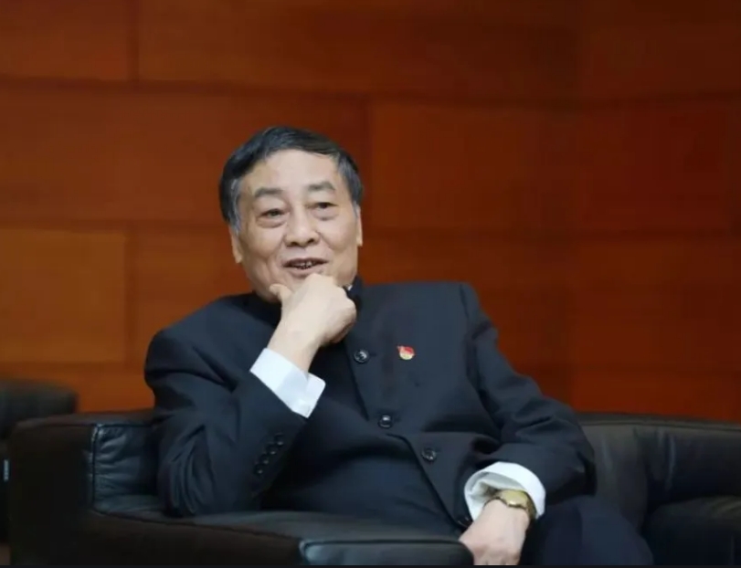 宗庆后：一个“先富带后富的”光辉典范